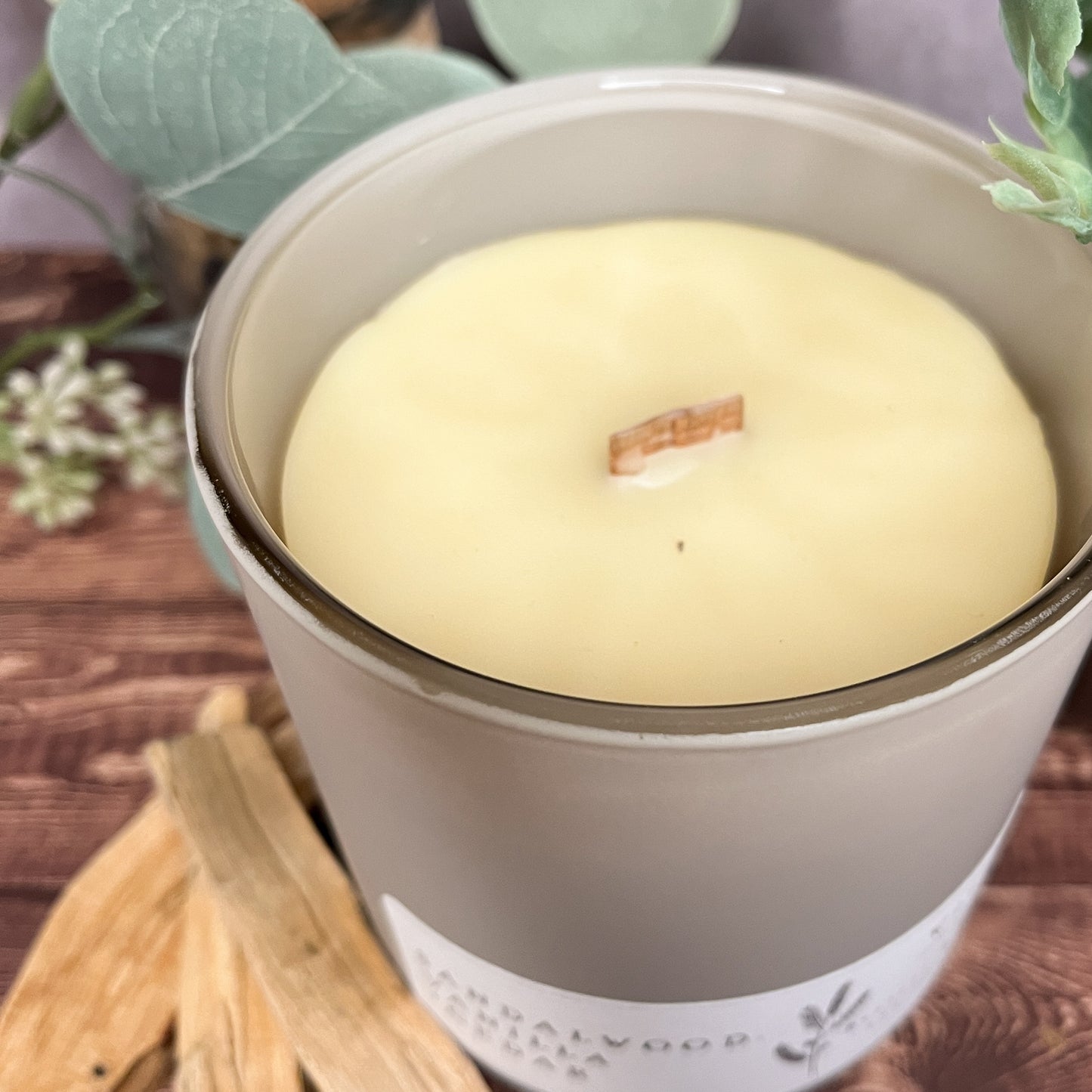Farmhouse: Sandalwood, Vanilla + Cedar