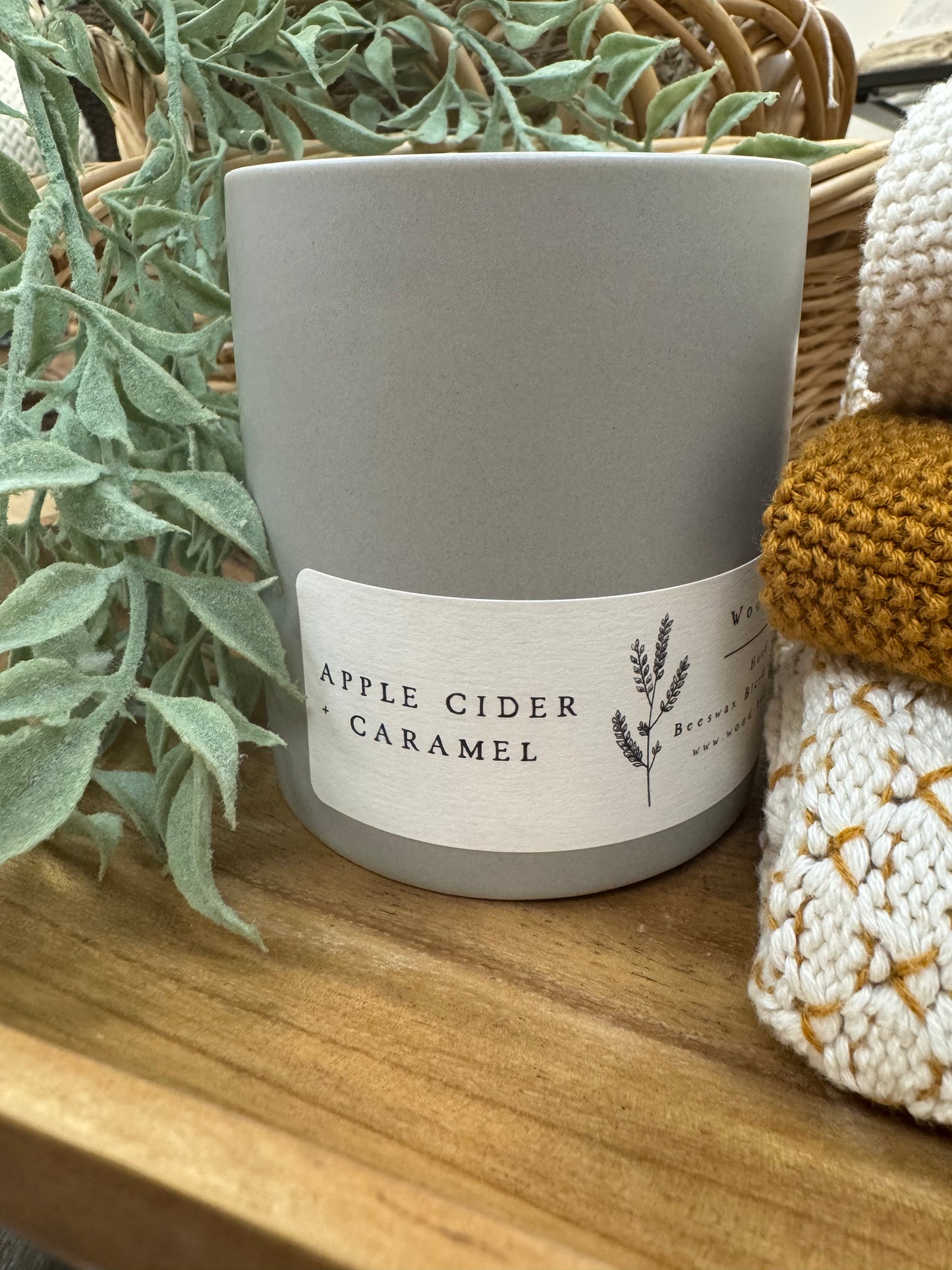 Farmhouse: Apple Cider + Caramel